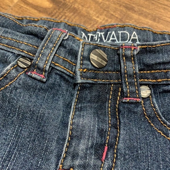 Nevada jean shorts - Picture 3 of 9